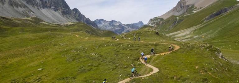 A narrow path in Graubünden