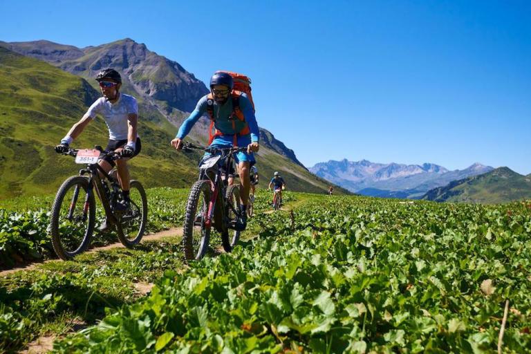Bulls Bike riders driving through the Alps
