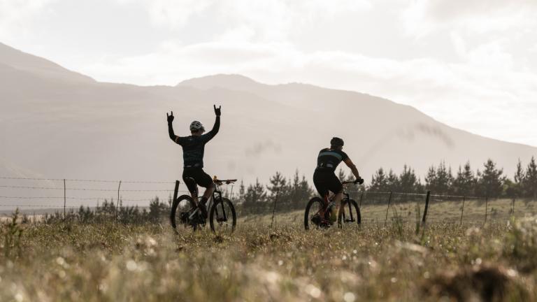 The #SeriousGEES was ever-present during the 2019 FNB Wines2Whales Pinotage. Image by Xavier Briel [FNB Wines2Whales]