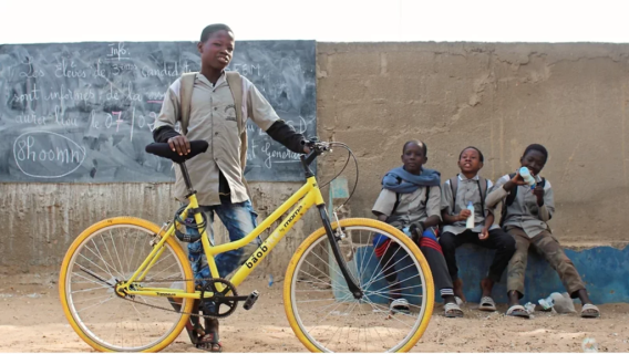Student with Bicicletas sin Fronteras