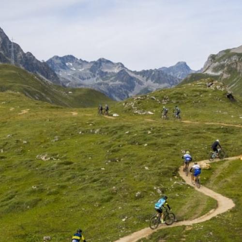 A narrow path in Graubünden [Swiss Epic]