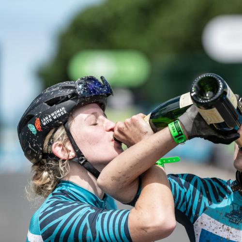 Lorenzo Le Roux and Luyanda Thobigunya, winners of the Exxaro Special Jersey at the 2019 FNB Wines2Whales, received their bursaries from Curro Holdings. [FNB Wines2Whales]