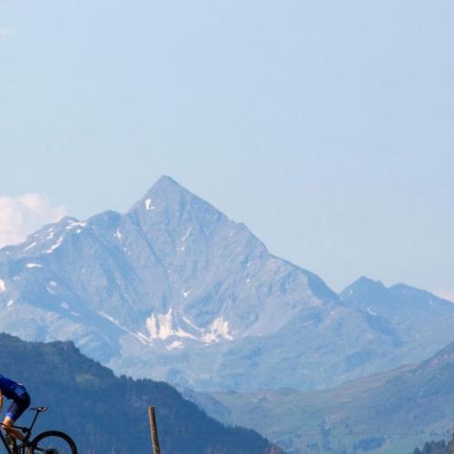 Two bikers against the Alps [Epic Series]